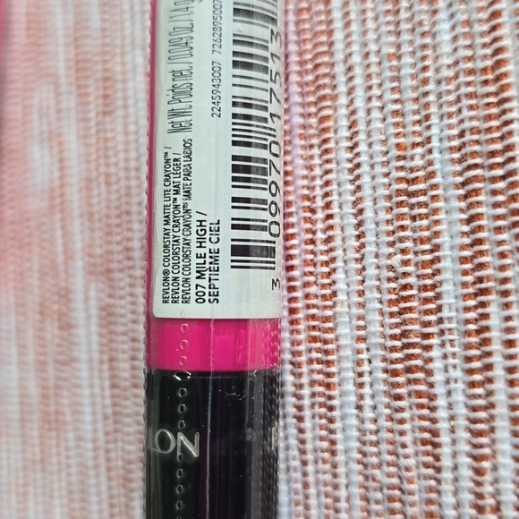 REVLON BRAND WOMENS COLORSTAY MATTE LITE LIP CRAYON BUNDLE OF 3 - Picture 4 of 9